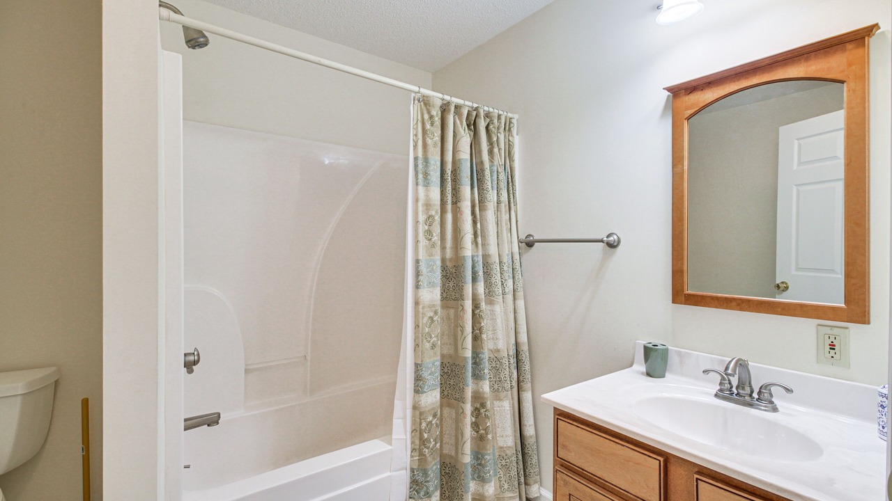 Photo of Bathroom in Massanutten
