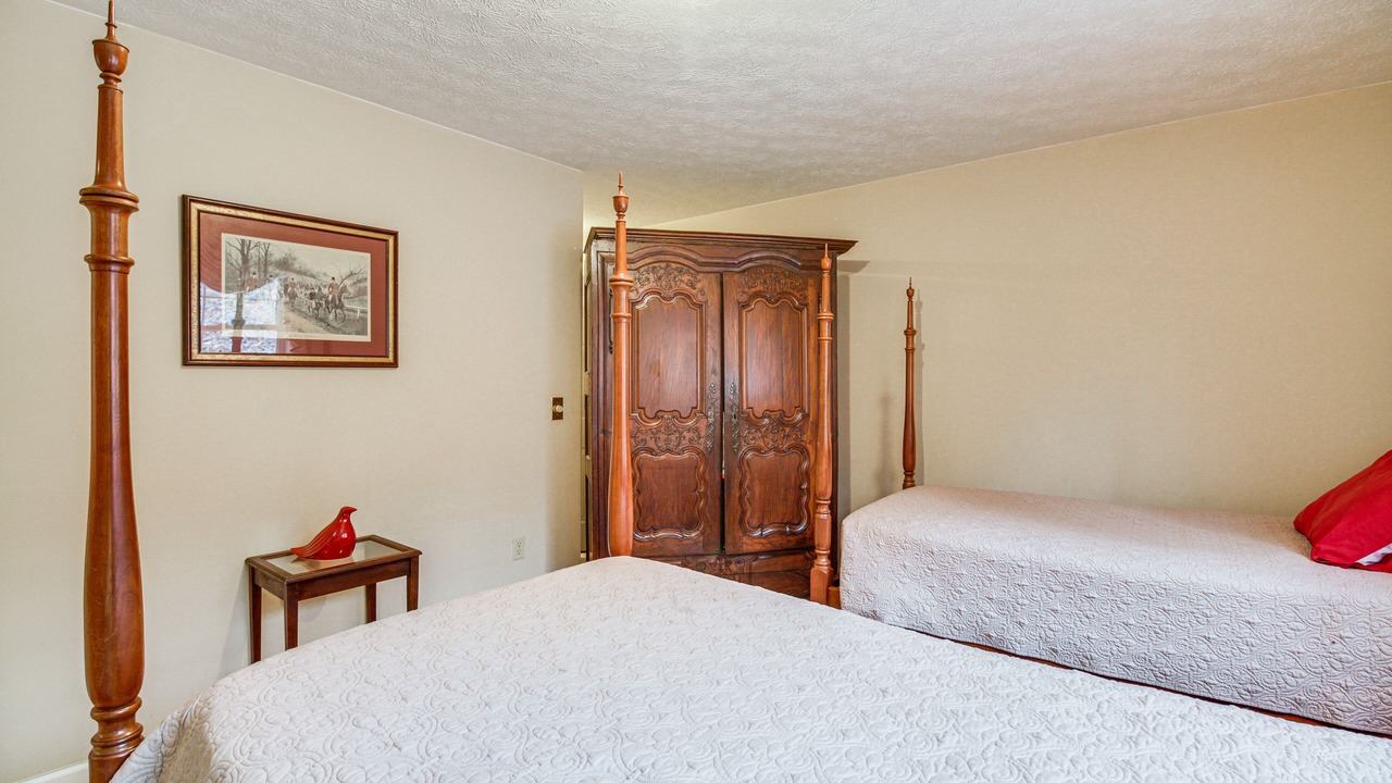 Photo of Bedroom in Massanutten