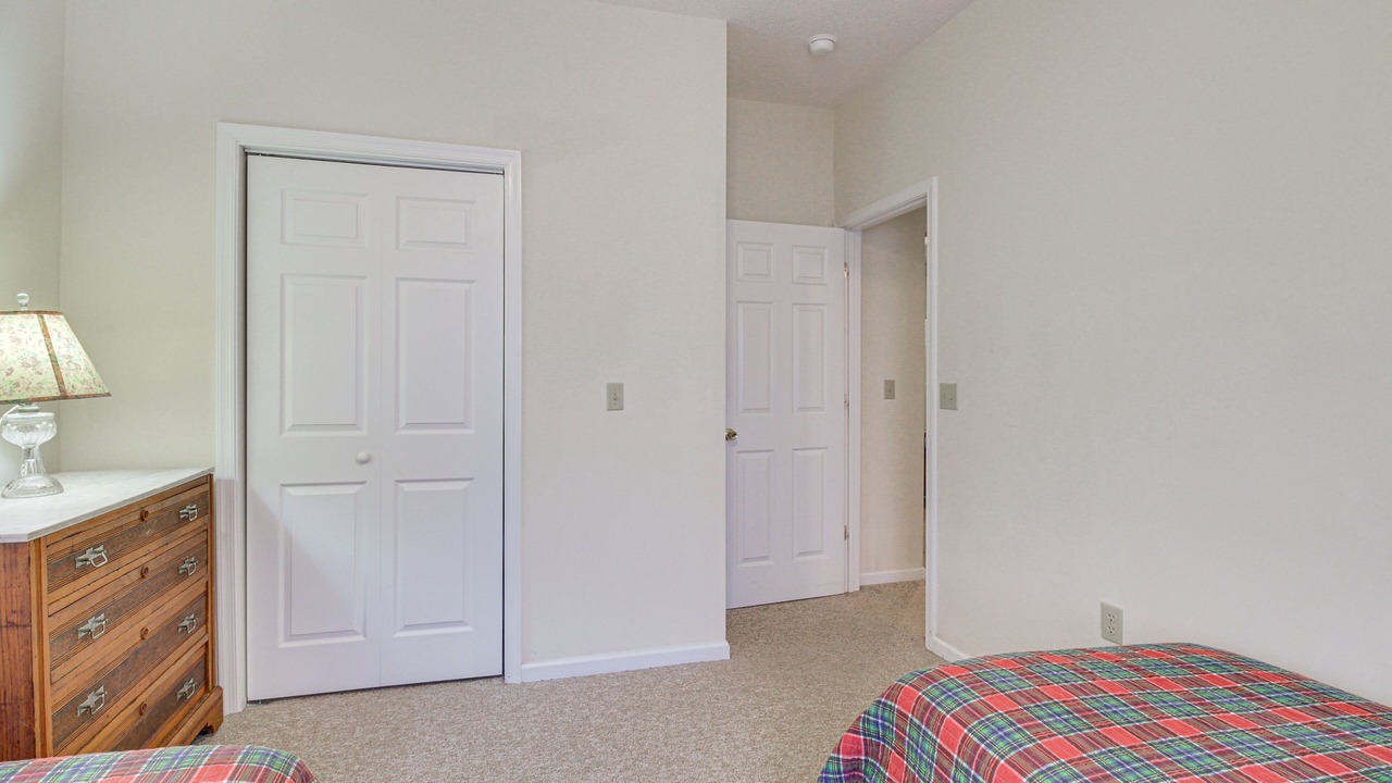 Photo of Bedroom in Massanutten