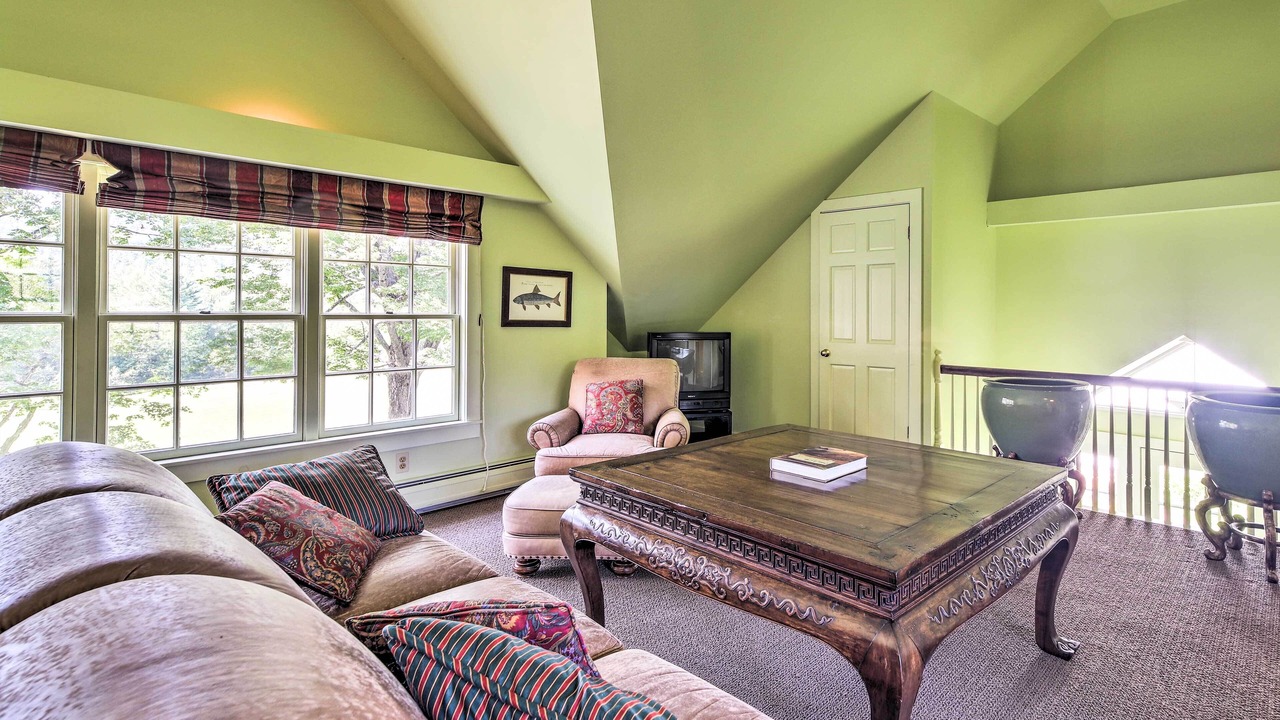 Photo of Livingroom in Brookfield