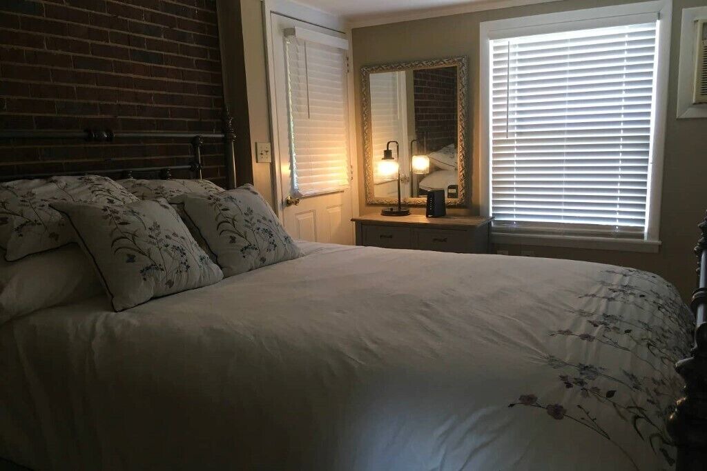 Photo of Bedroom in Normal
