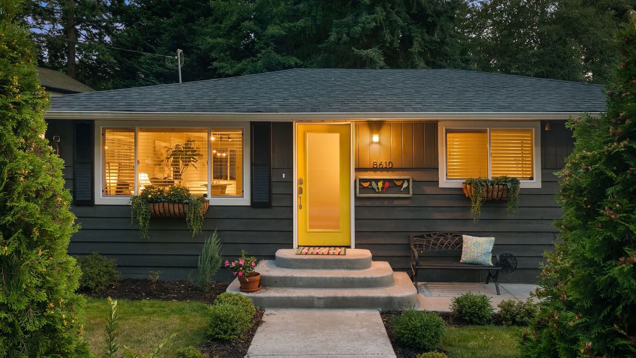 Photo of Outdoor in Edmonds