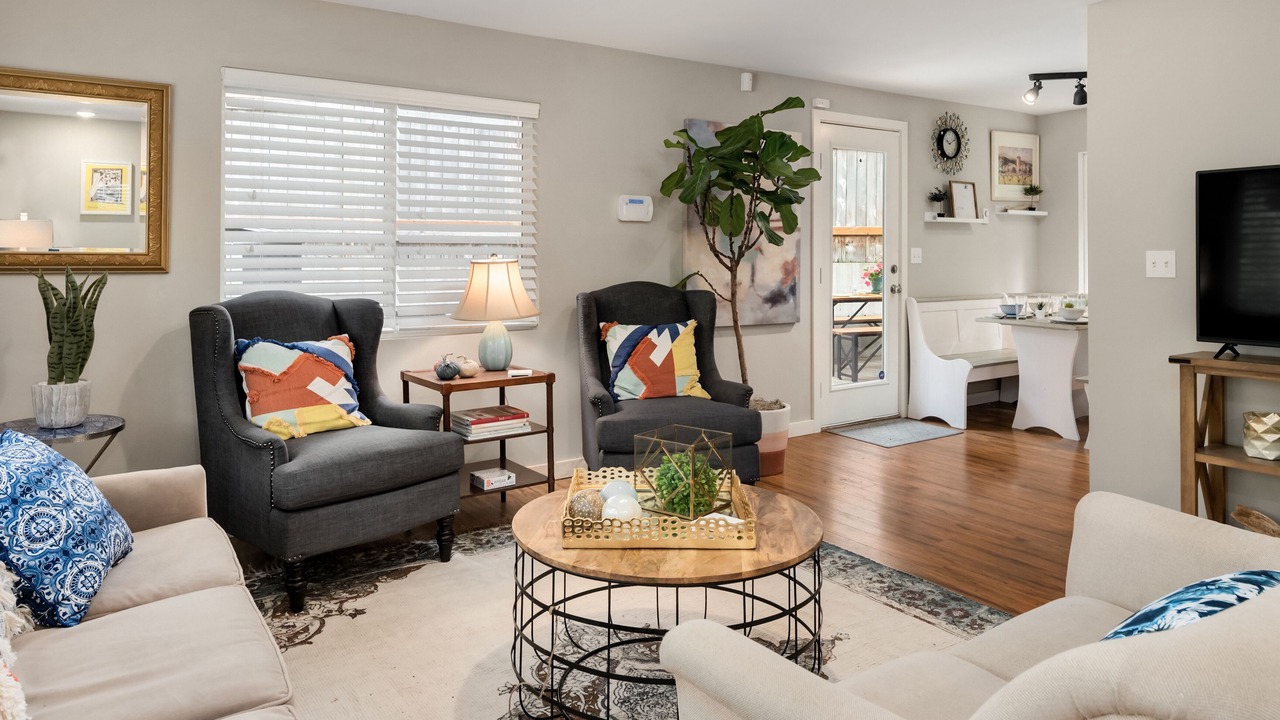 Photo of Livingroom in Edmonds