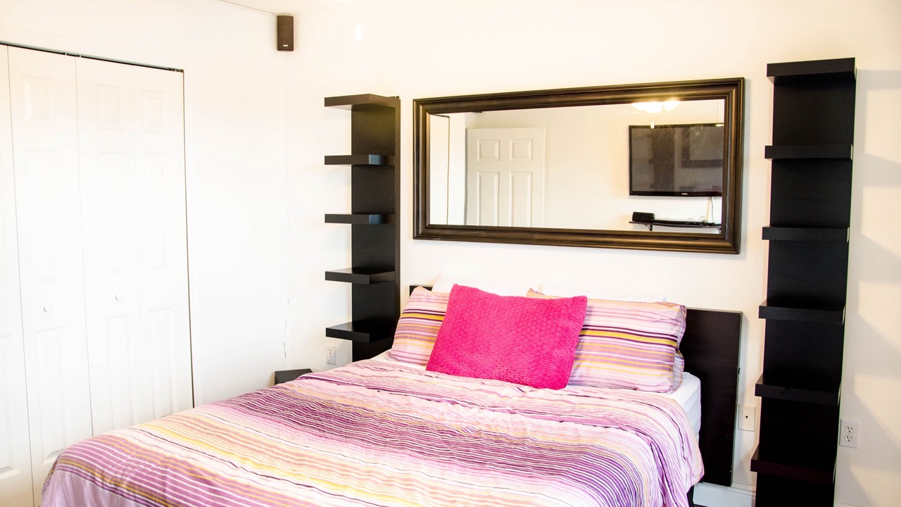 Photo of Bedroom in Lake Berkley