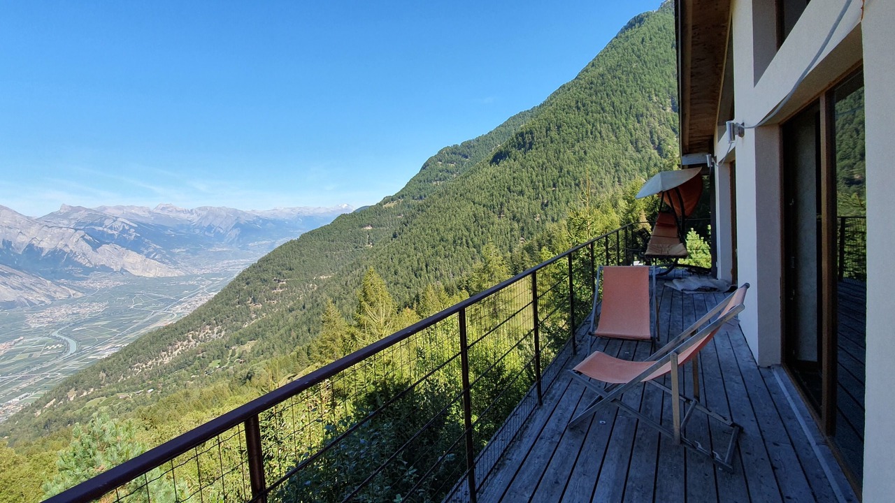 Photo of Outdoor in Saxon