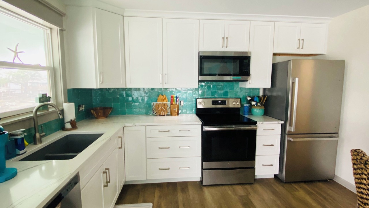 Photo of Kitchen in City-by-the Sea