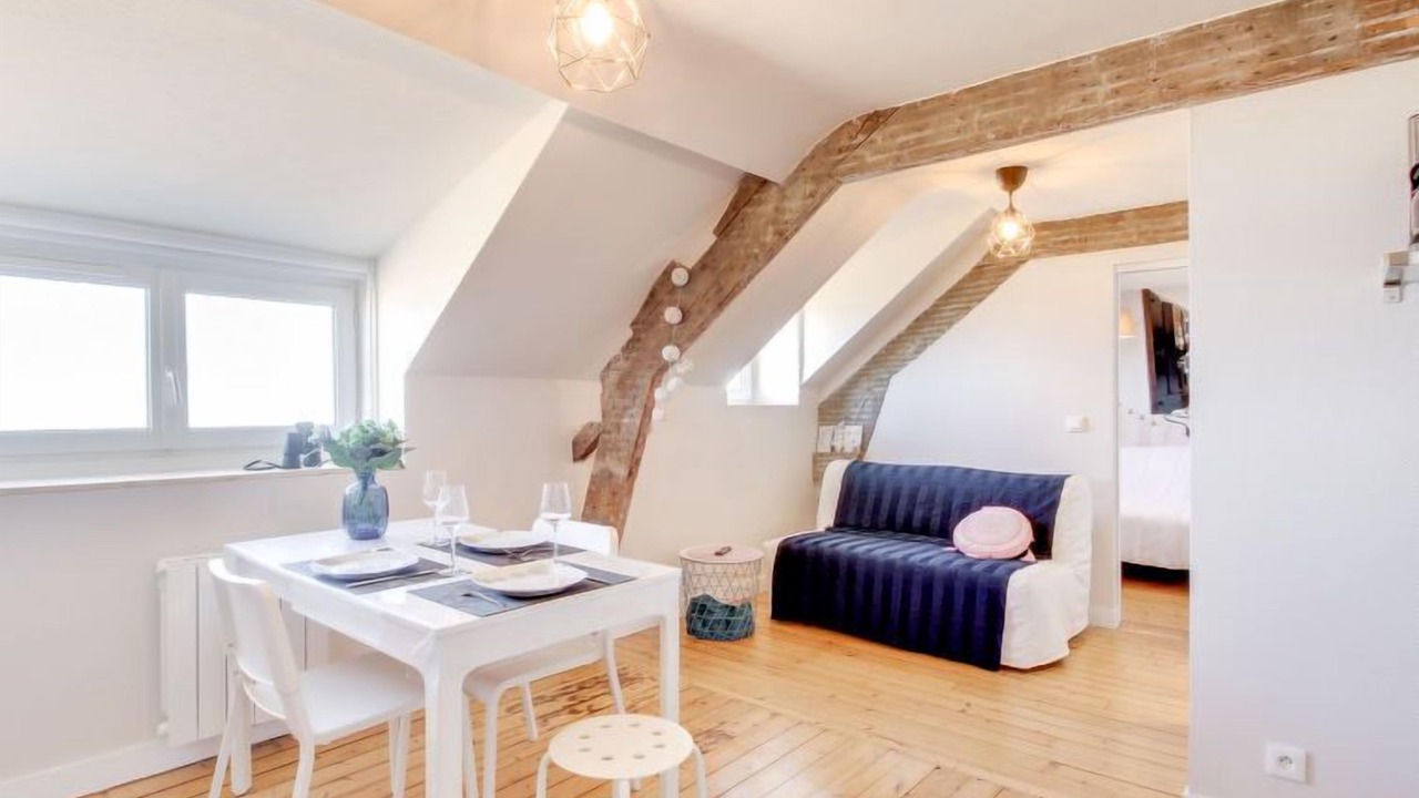 Photo of Livingroom in Courtoisville-Sillon-Moka