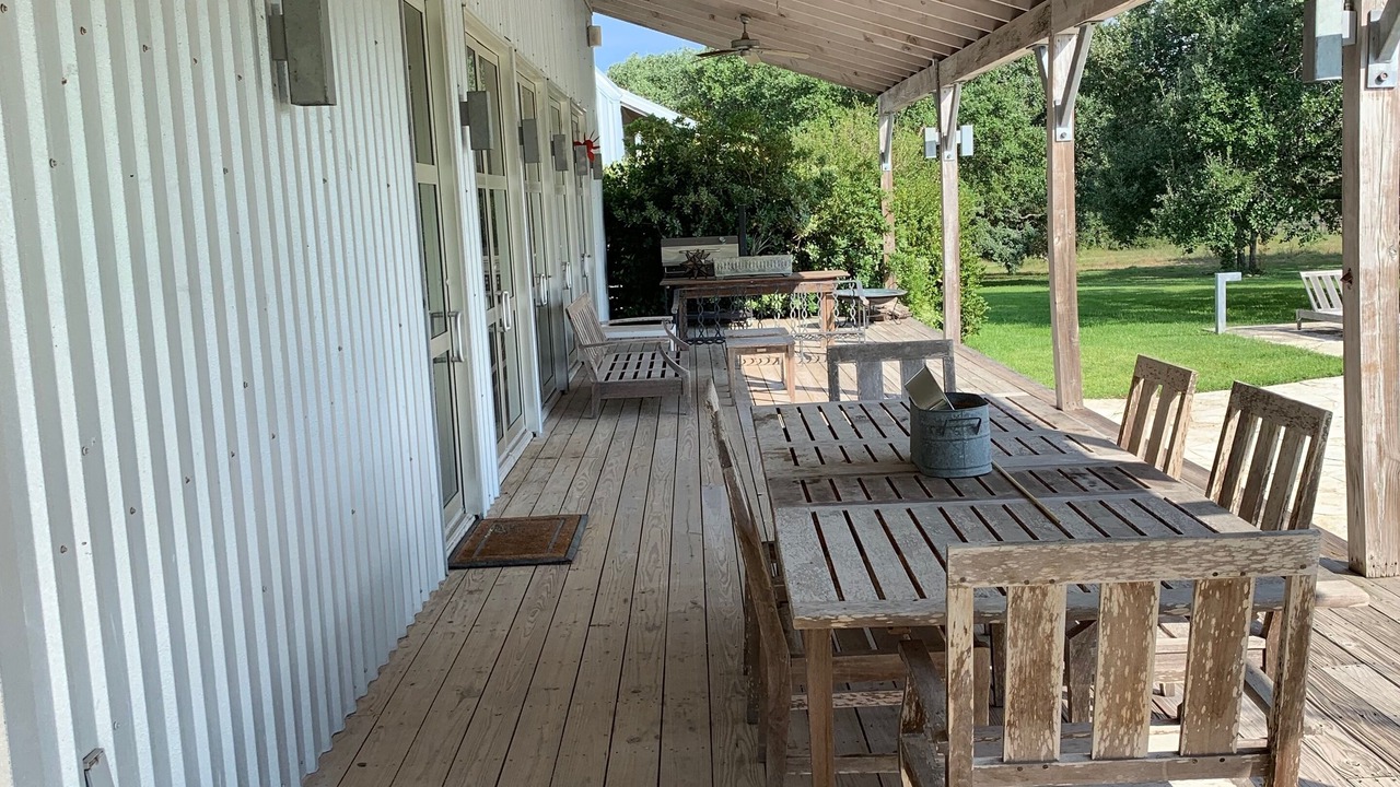 Photo of Outdoor in Round Top