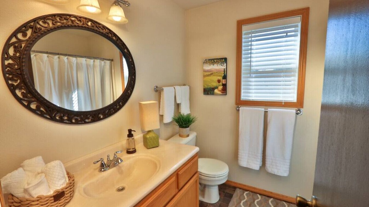 Photo of Bathroom in College Place