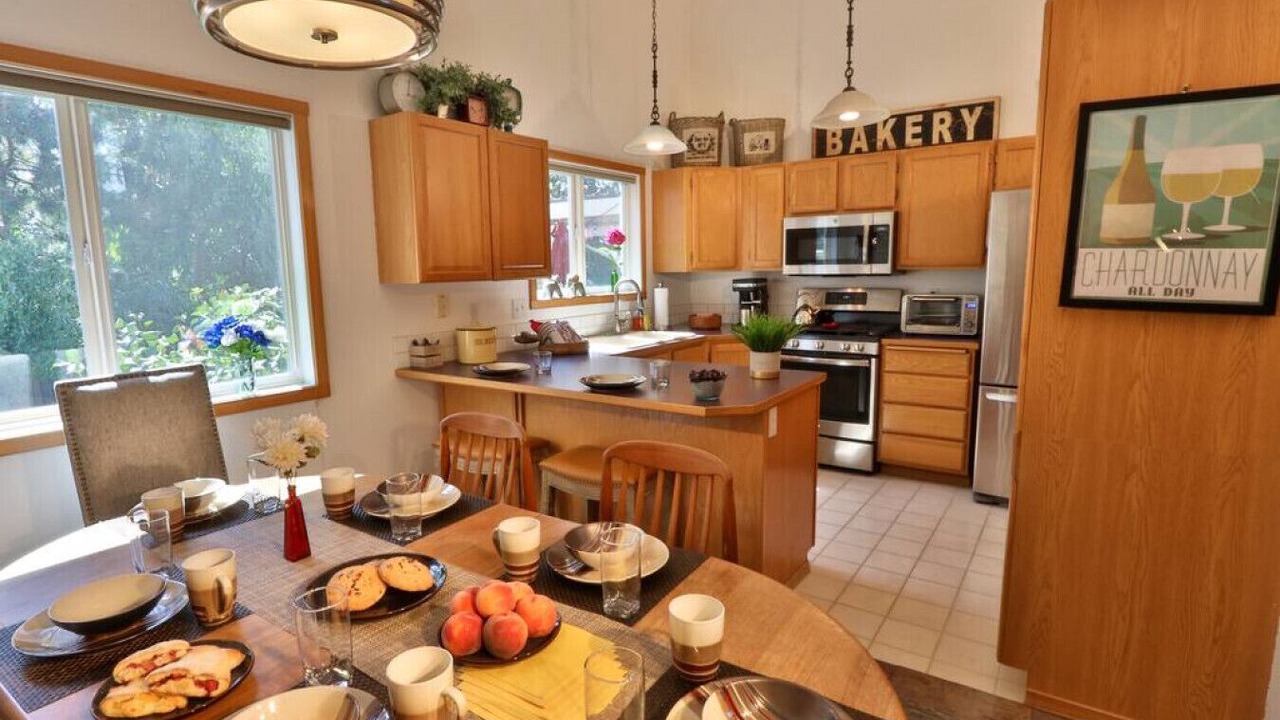 Photo of Others in College Place