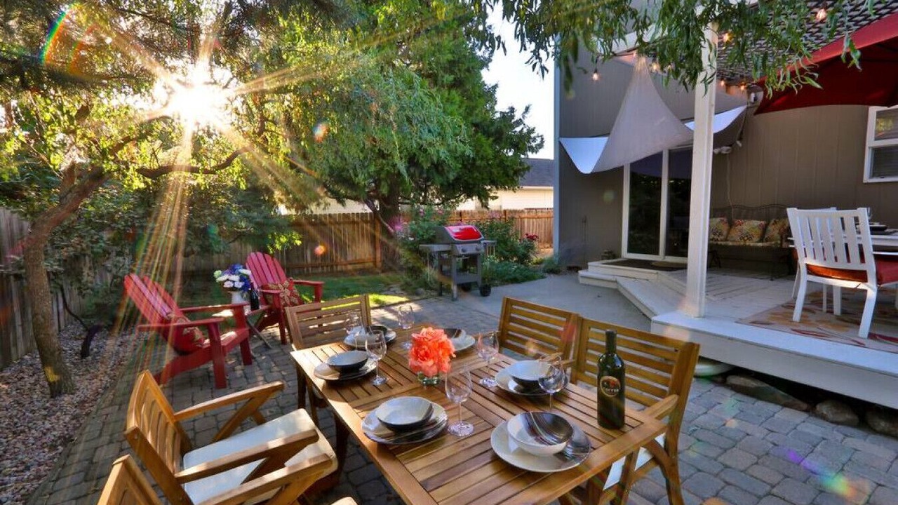 Photo of Others in College Place