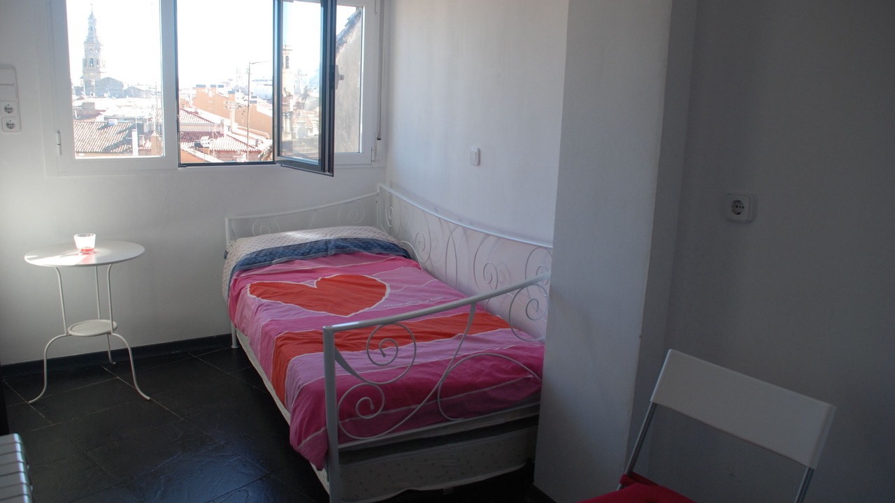Photo of Bedroom in Logrono City Centre