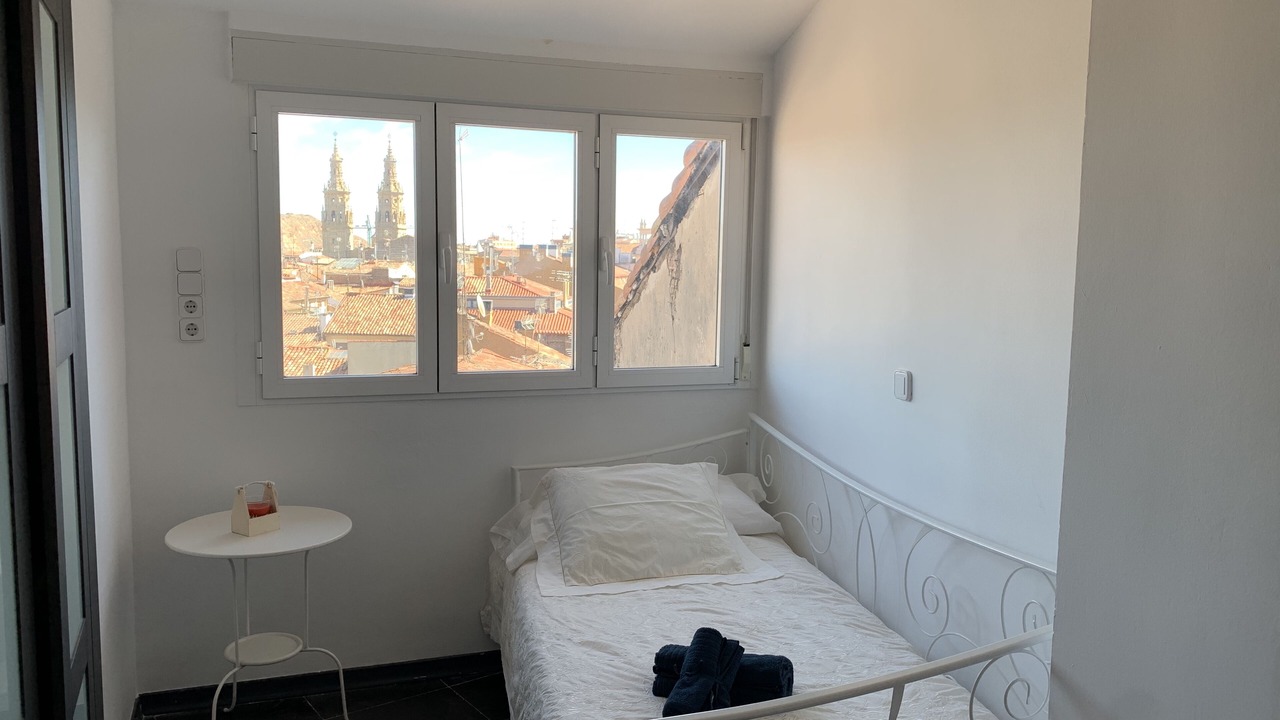 Photo of Bedroom in Logrono City Centre