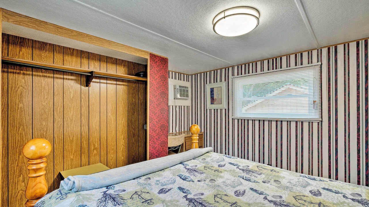 Photo of Bedroom in Steinhatchee