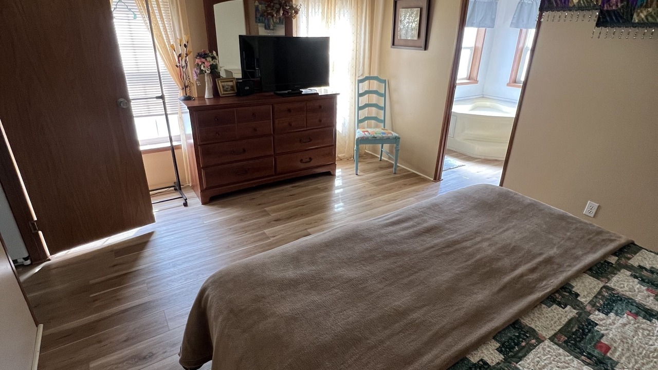 Photo of Bedroom in Kay County
