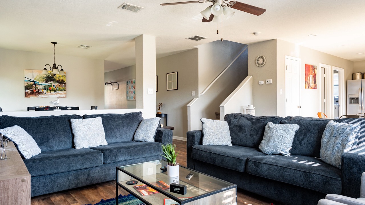 Photo of Livingroom in Windcrest