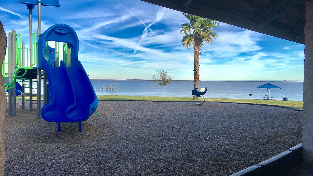 Photo of Others in Bay Front To La Porte