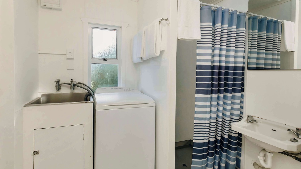 Photo of Bathroom in Oakura