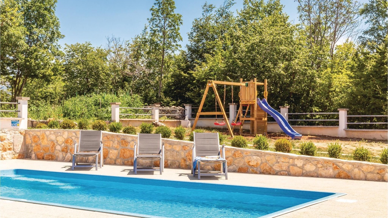 Photo of Outdoor in Lovrec