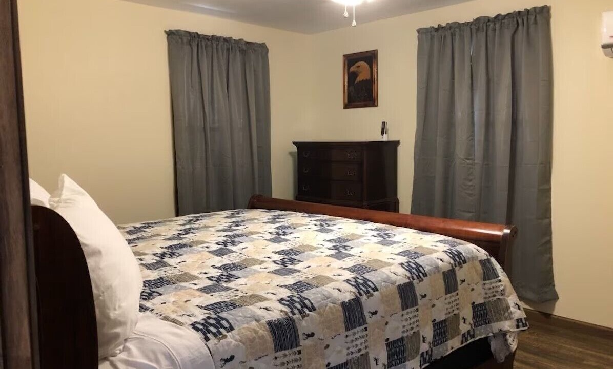 Photo of Bedroom in Weedville