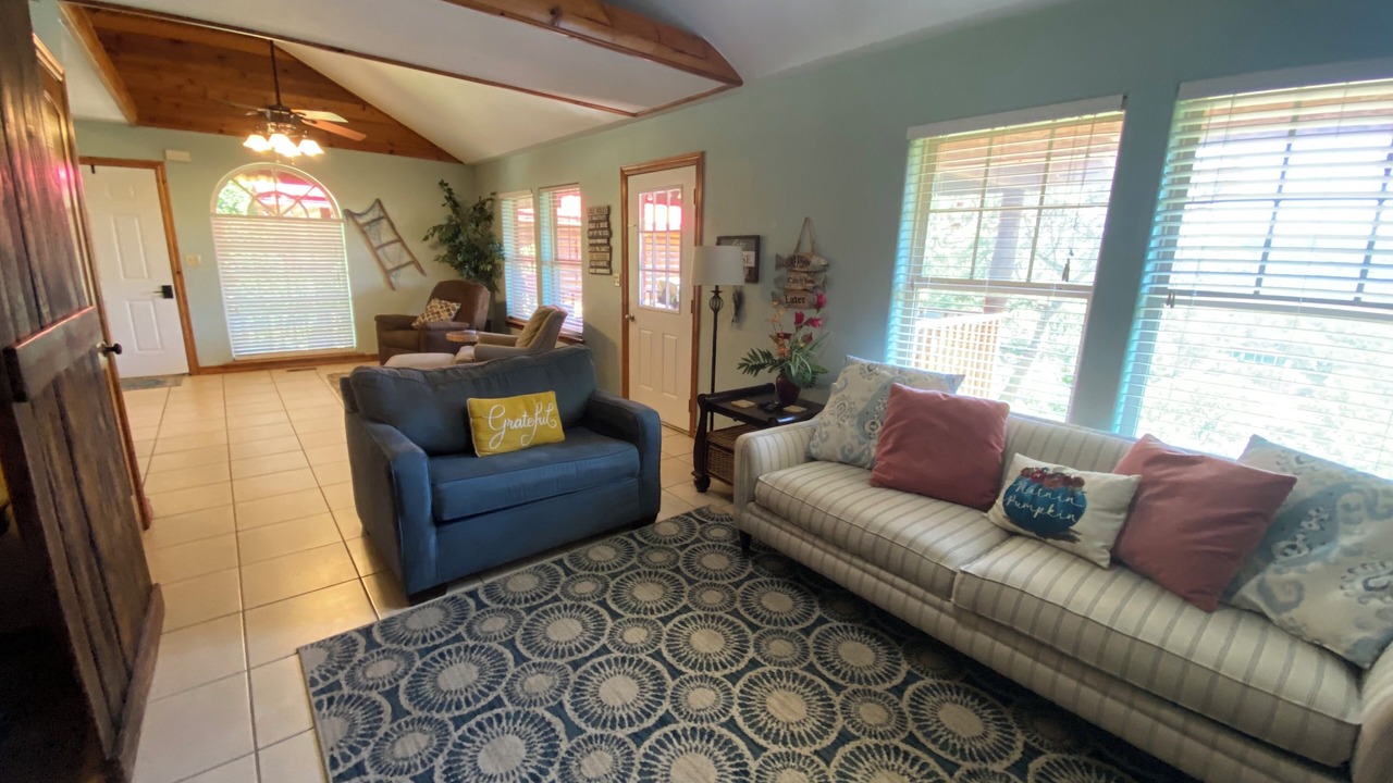 Photo of Livingroom in Eucha