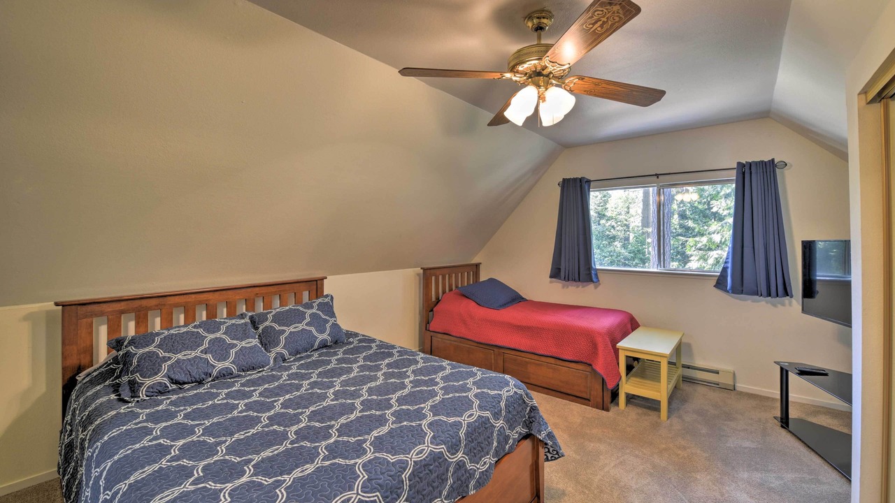 Photo of Bedroom in Iowa Hill