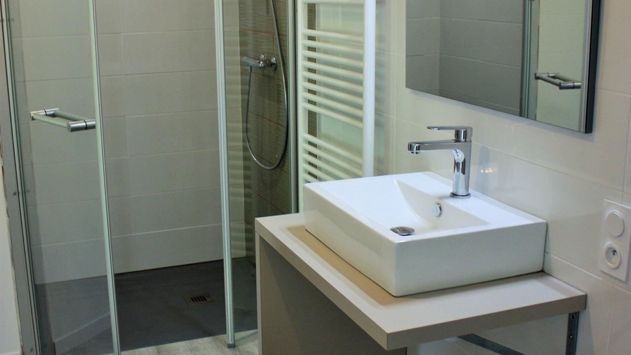 Photo of Bathroom in Saint-Chely-d'Aubrac