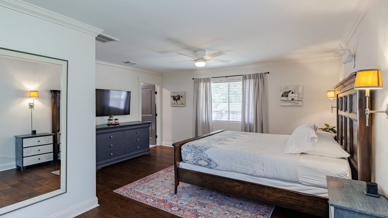 Photo of Bedroom in Quail Hollow