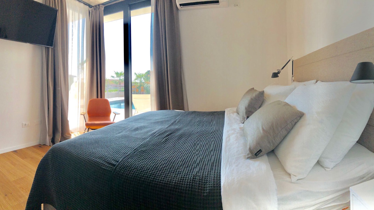 Photo of Bedroom in Barbat na Rabu