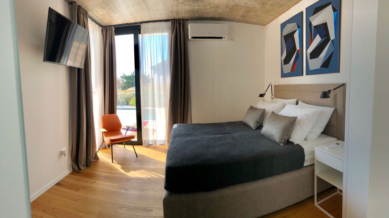 Photo of Bedroom in Barbat na Rabu