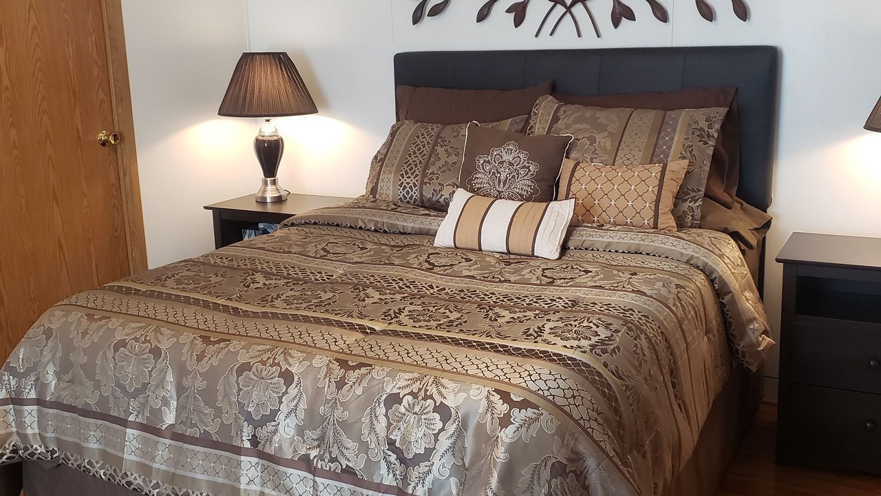 Photo of Bedroom in Silsbee