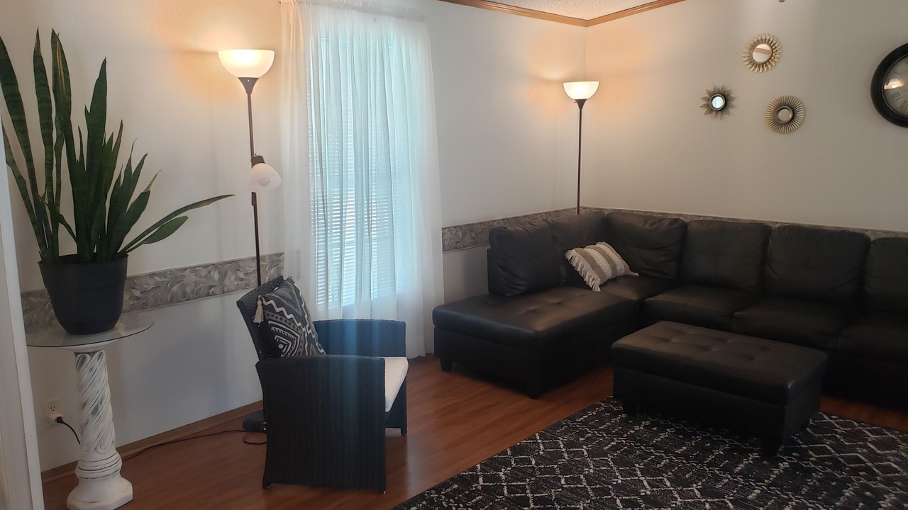 Photo of Livingroom in Silsbee