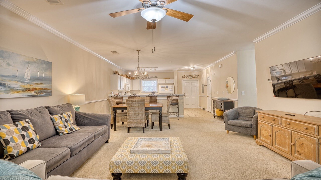 Photo of Livingroom in North Myrtle Beach