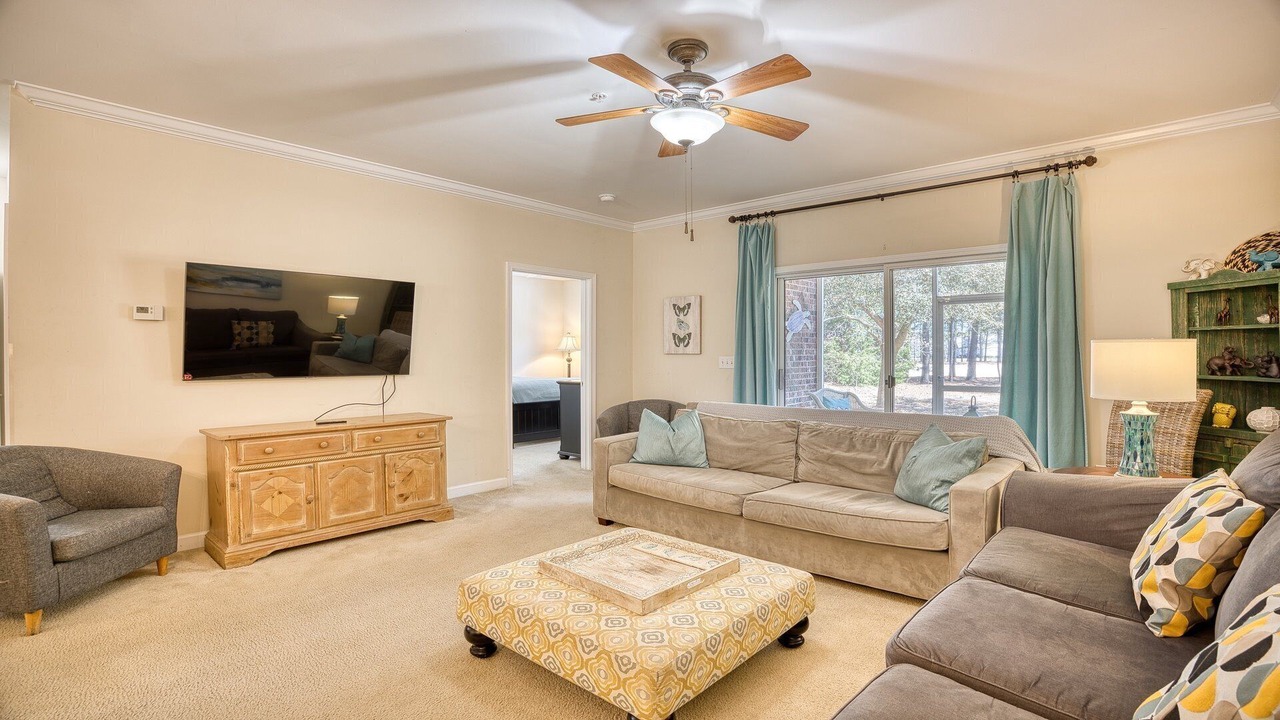 Photo of Livingroom in North Myrtle Beach