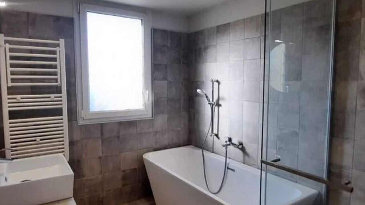 Photo of Bathroom in Saint-Andre-de-Roquelongue