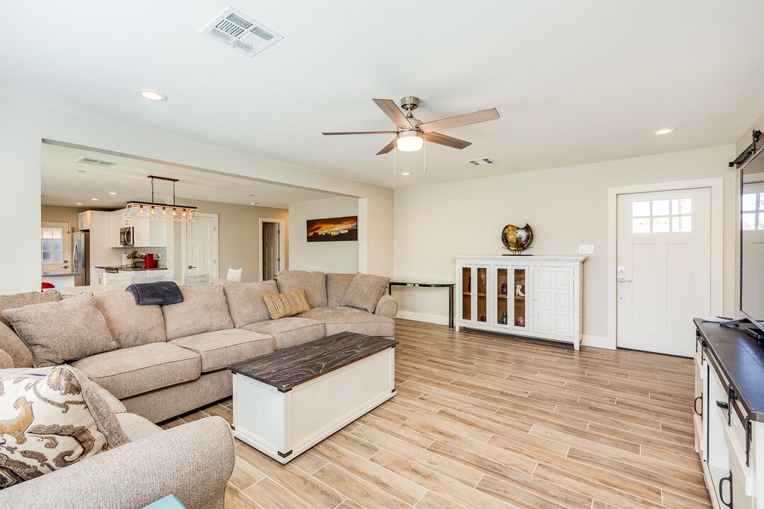 Photo of Livingroom in South Scottsdale