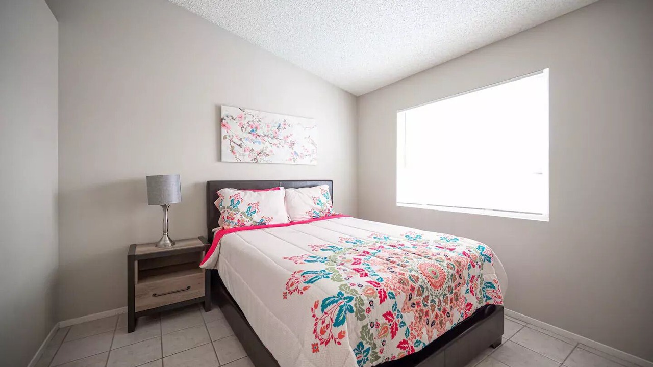 Photo of Bedroom in Highland Hills