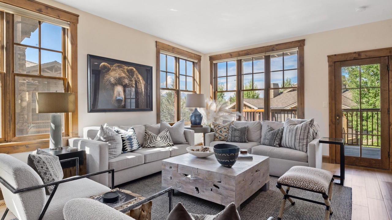 Photo of Livingroom in Jackson