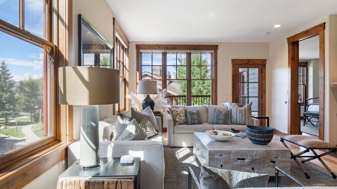 Photo of Livingroom in Jackson