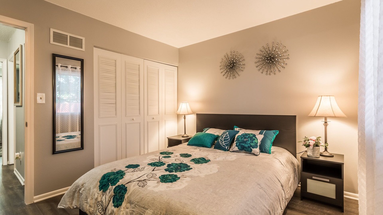 Photo of Bedroom in Lenexa