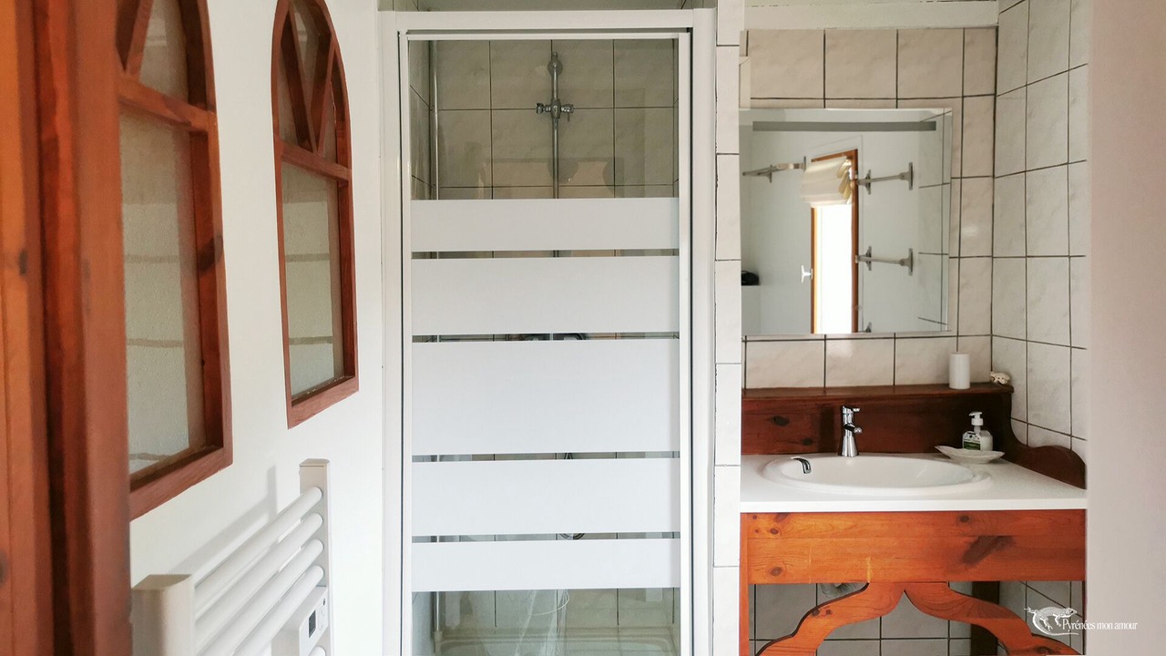 Photo of Bathroom in Felluns