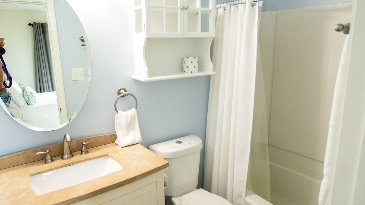 Photo of Bathroom in Tybee Island