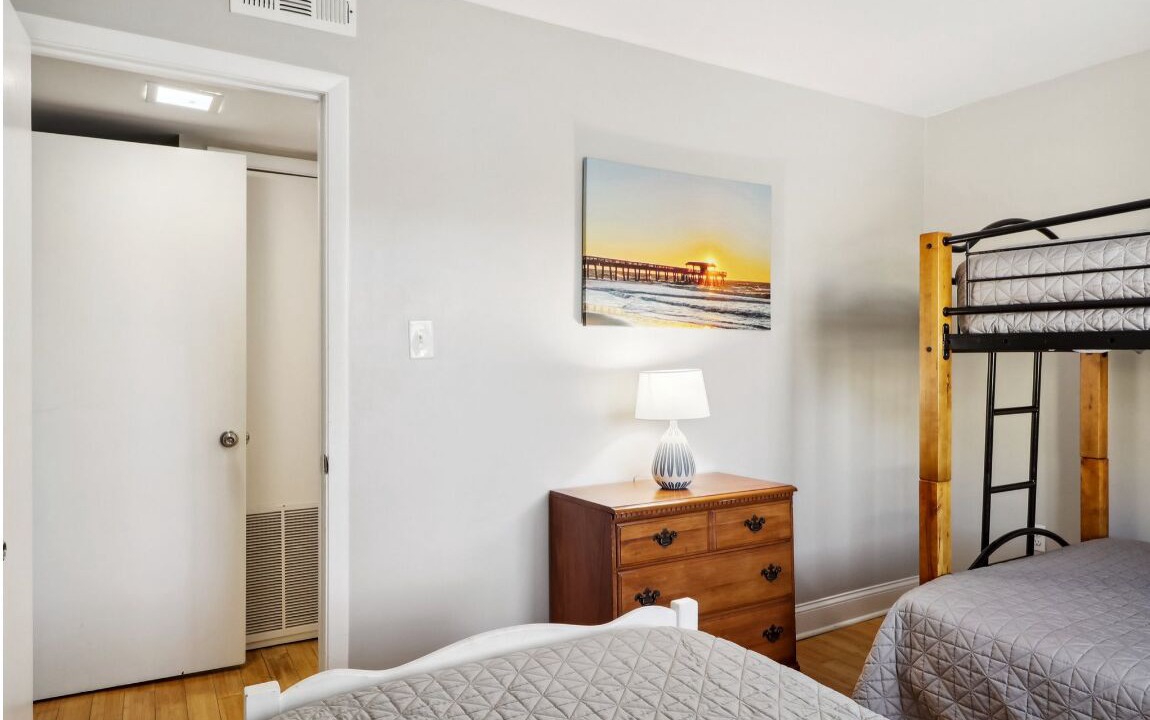 Photo of Bedroom in Tybee Island