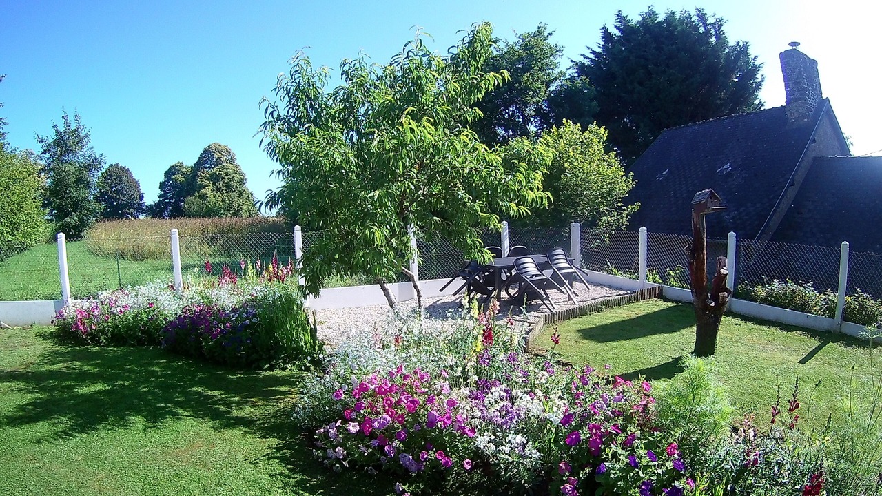 Photo of Outdoor in Saint-Mars-sur-Colmont