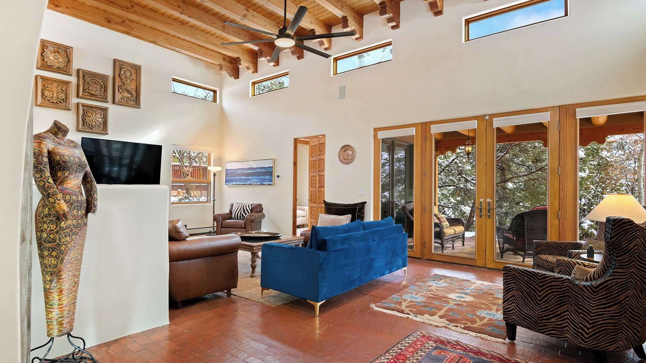 Photo of Livingroom in Santa Fe