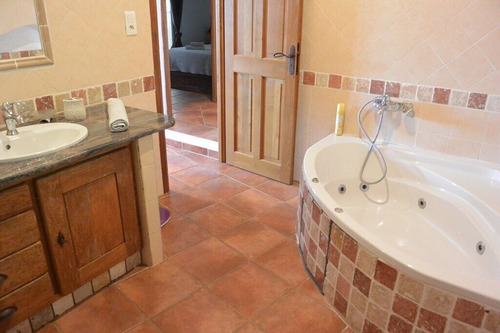 Photo of Bathroom in Pinarellu