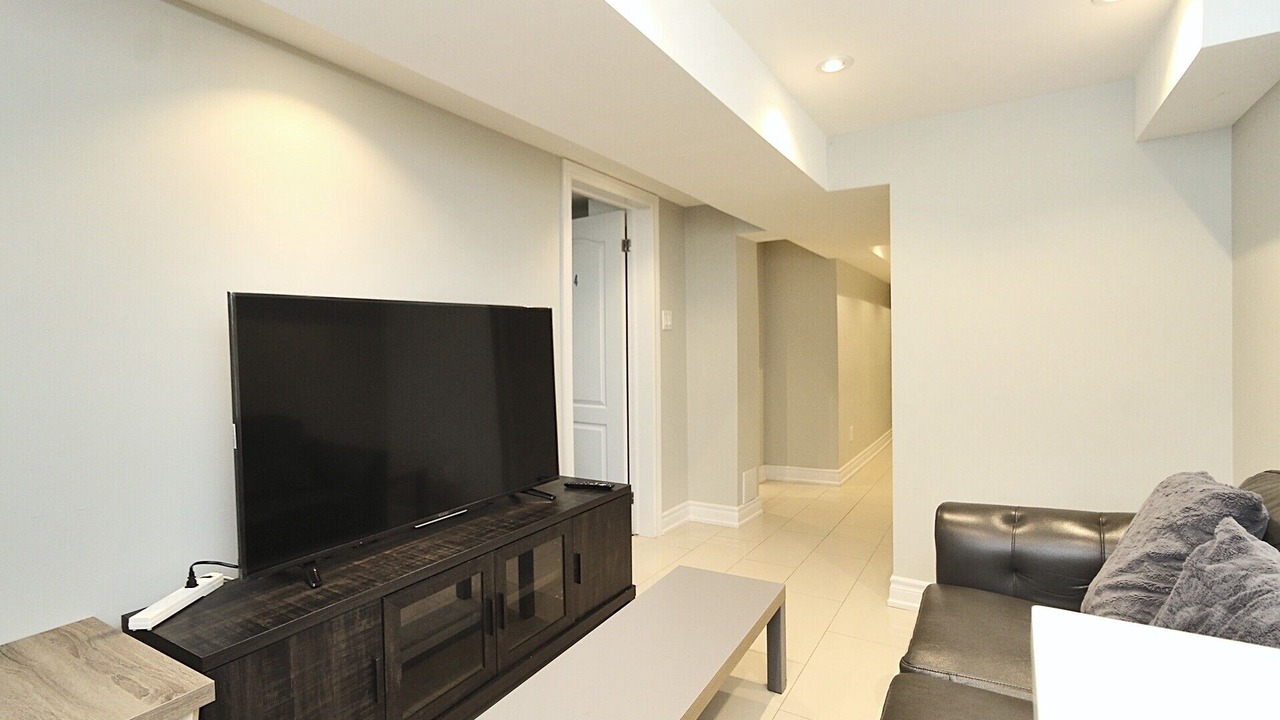 Photo of Livingroom in Barrie