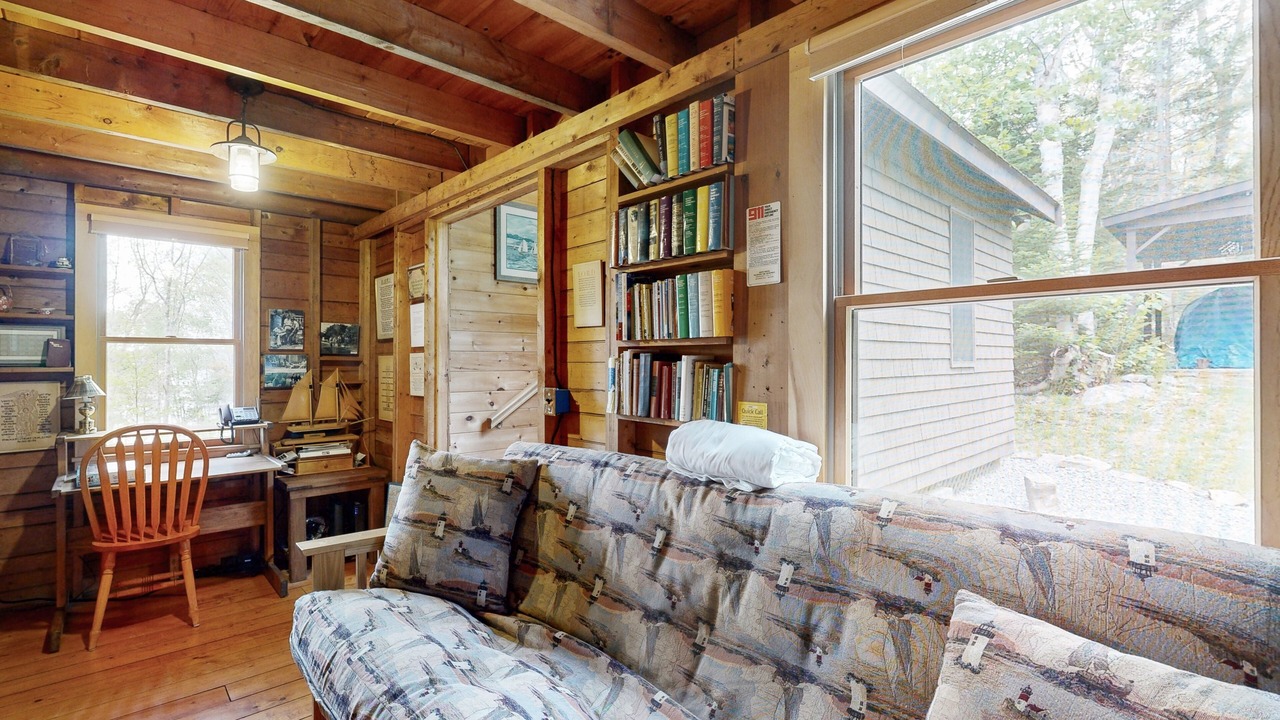 Photo of Livingroom in South Bristol