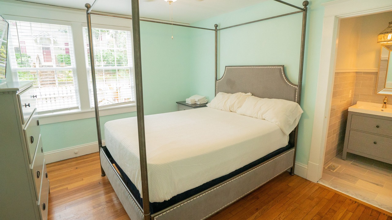 Photo of Bedroom in Northeast Virginia Beach