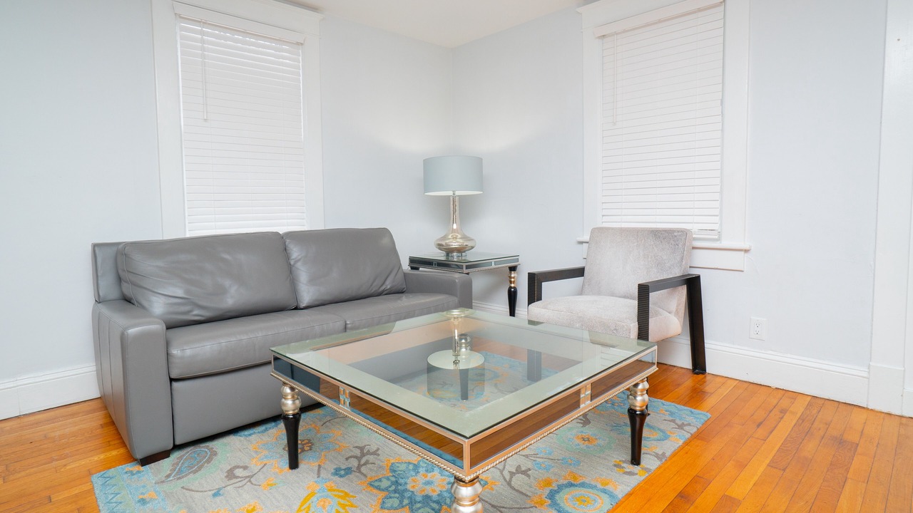 Photo of Livingroom in Northeast Virginia Beach